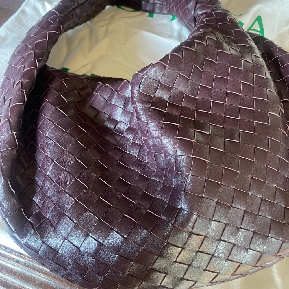 Bottega Veneta Deep Grape NWT Leather Bag SOLD OUT - Picture 11 of 11